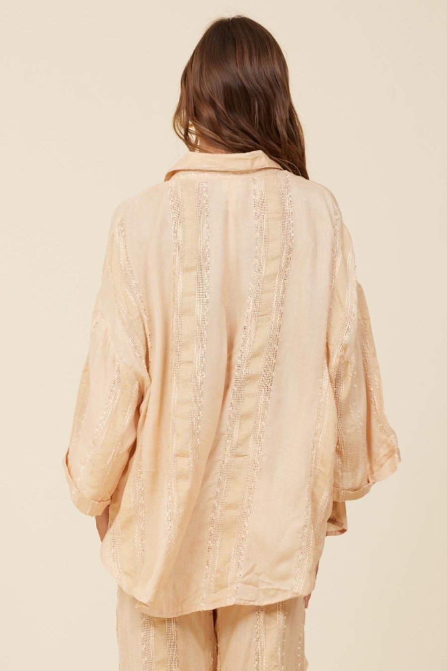 Women Surf Gypsy Tops | Cream Blush Tonal Textured Button Up